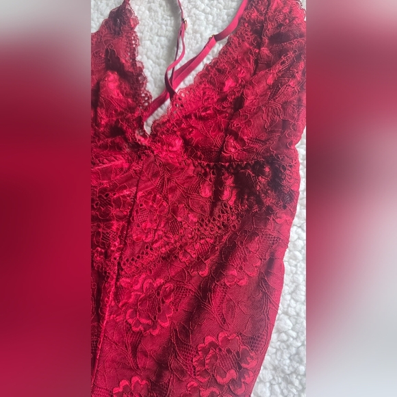 Deep Red Lace Bodysuit Lingerie - Picture 6 of 11
